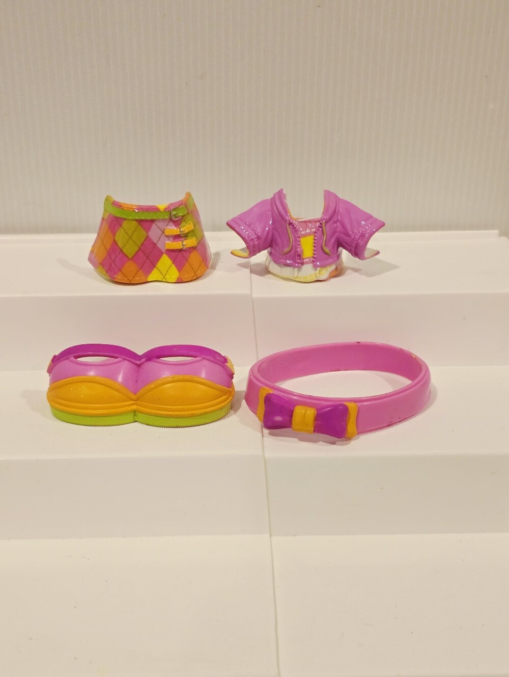 Fisher Price Snap 'N Style Doll School Day Outfit Set